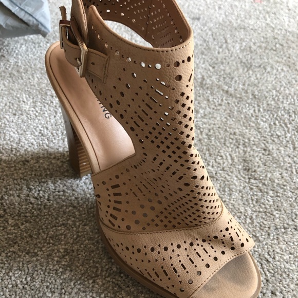 Call It Spring Open-toed Sling Back Heels - Picture 2 of 6